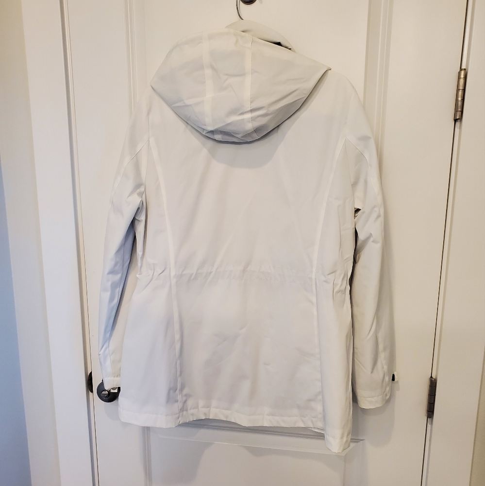 Winter coat - Picture 4 of 8